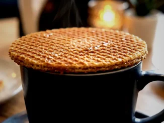 Hollanda Mutfağının Sevilen Tatlısı: Stroopwafel Tarifi - KediHaber
